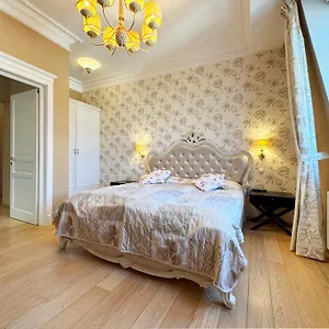 luxury-apartment-diamond.marianskelaznehotels.net/